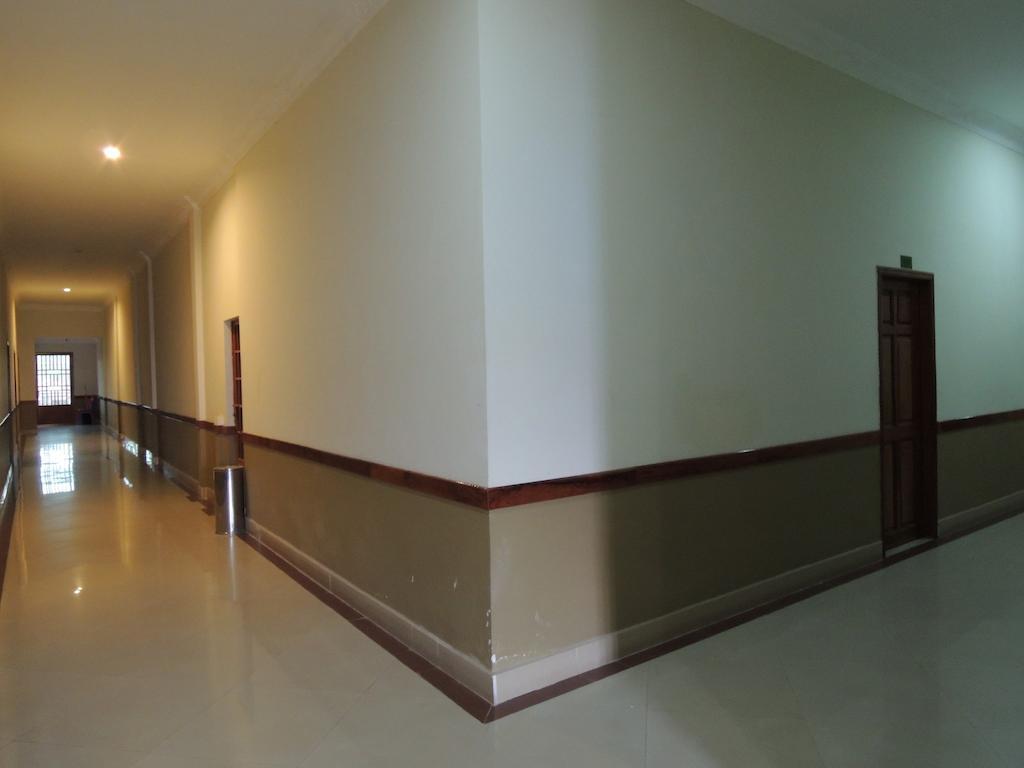 Lux Star Town Hotel Phnom Penh Exterior foto